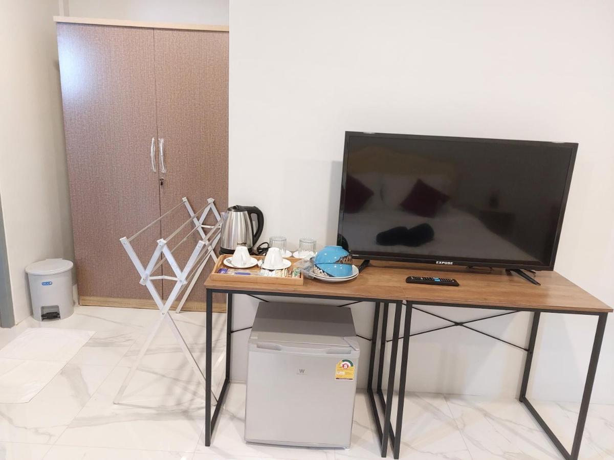 Pr Room For Rent 카말라 비치 외부 사진
