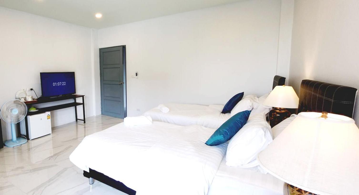 Pr Room For Rent 카말라 비치 외부 사진