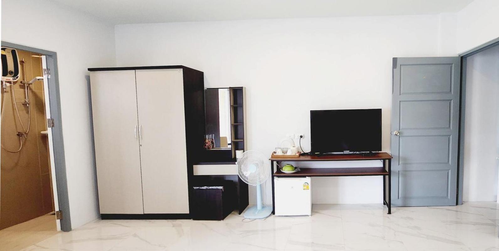 Pr Room For Rent 카말라 비치 외부 사진